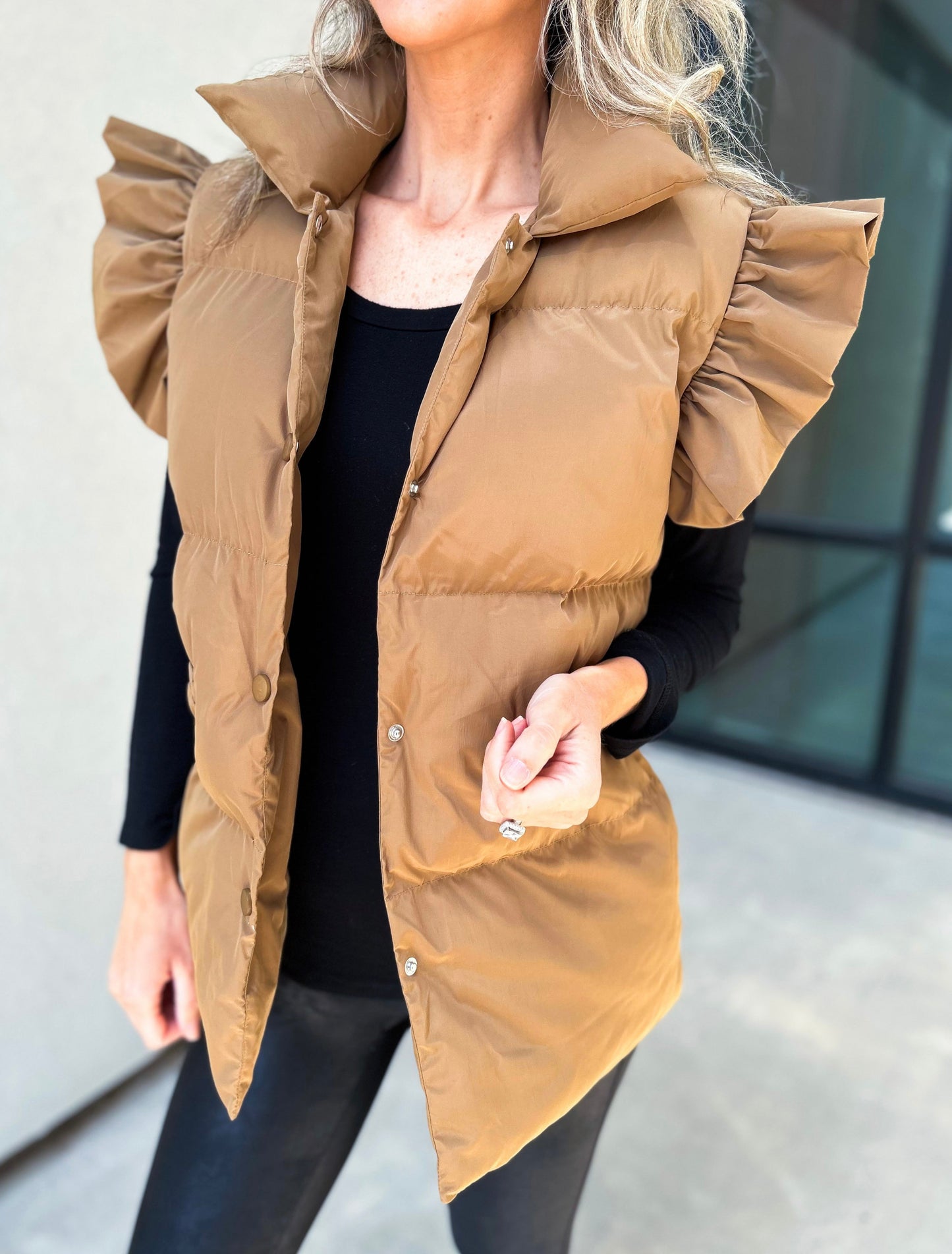 Ladies Autumn Winter down Jacket Casual Stand Collar Buckle Double Pocket Flying Lotus Sleeve Vest