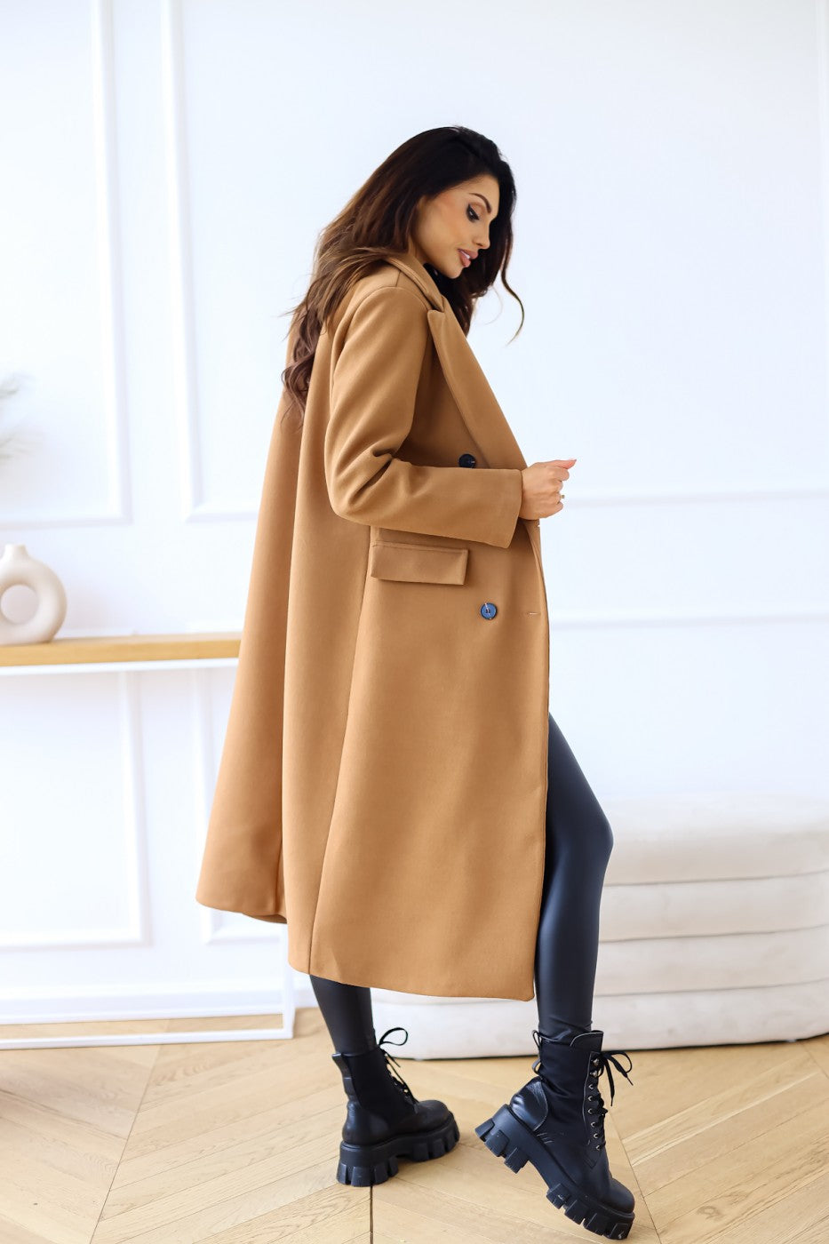 Autumn And Winter Simple Double Row Button Long Sleeve Collared Button Woolen Coat Women