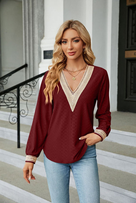 Autumn Winter Lace V-neck Patchwork Loose Long-Sleeved T-shirt Top Women Clothing