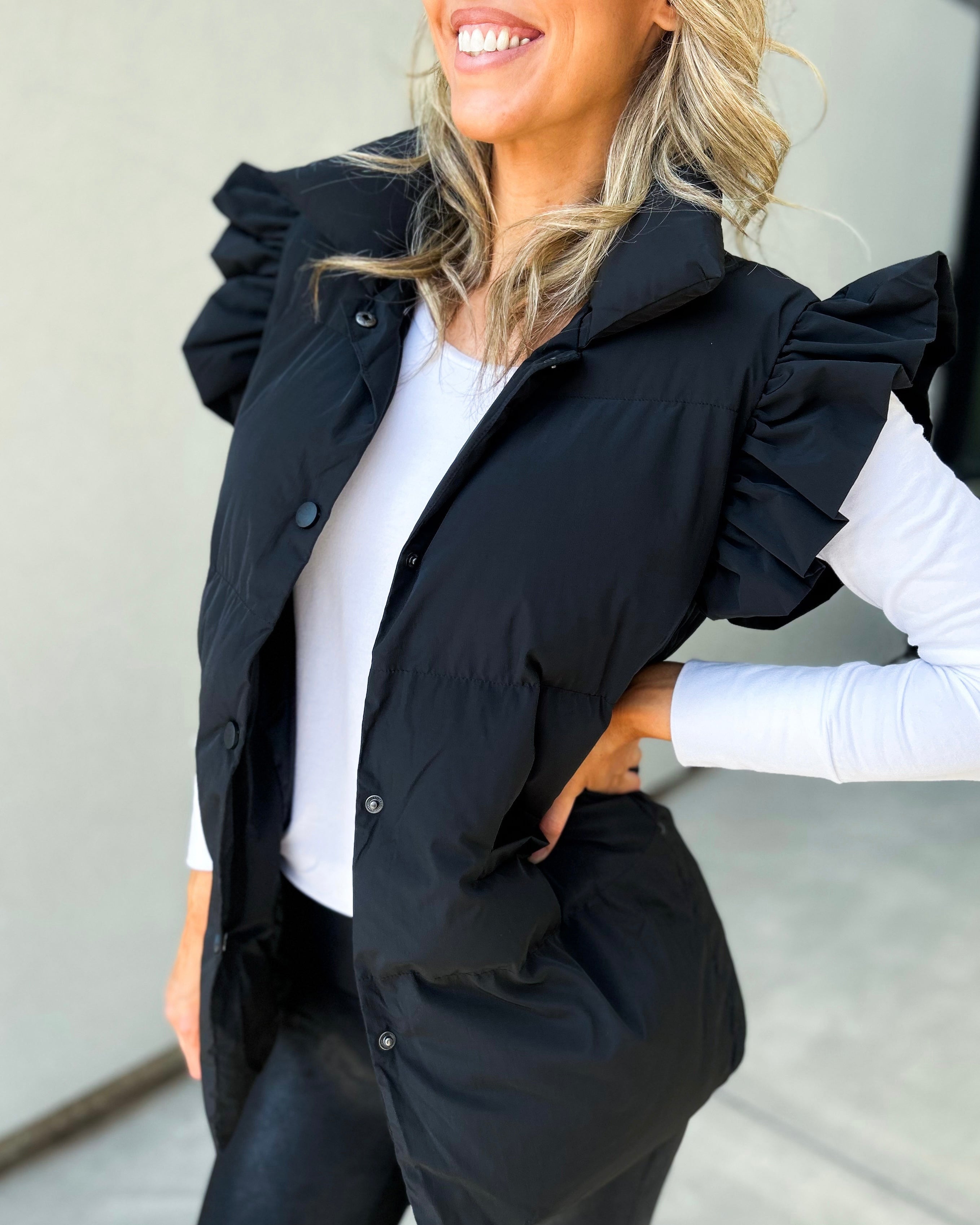 Ladies Autumn Winter down Jacket Casual Stand Collar Buckle Double Pocket Flying Lotus Sleeve Vest