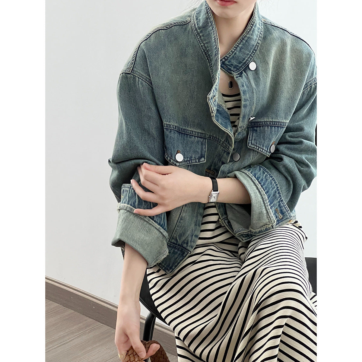Denim Jacket Women  Short Autumn Korean Fashionable Stand Collar Design Coat